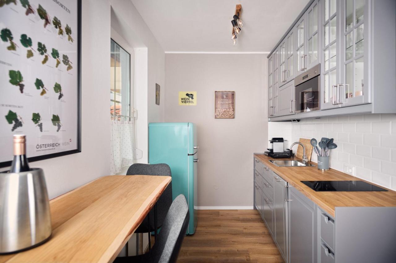 Ausg'Steckt - Wine Flat Modling - Great Location Apartment ภายนอก รูปภาพ