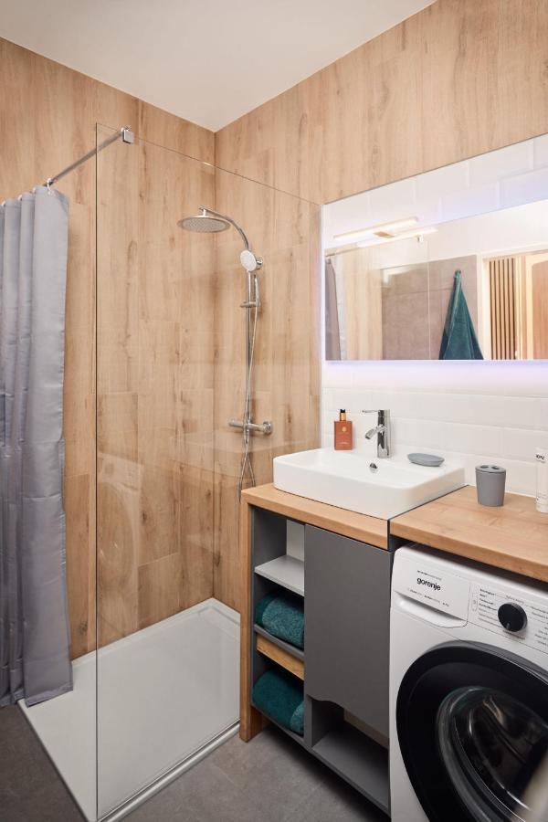 Ausg'Steckt - Wine Flat Modling - Great Location Apartment ภายนอก รูปภาพ