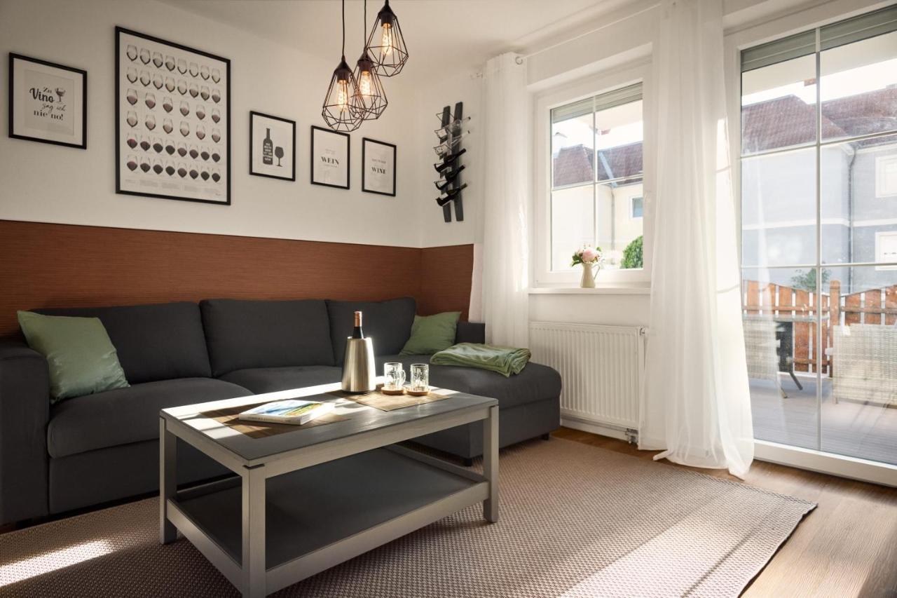Ausg'Steckt - Wine Flat Modling - Great Location Apartment ภายนอก รูปภาพ